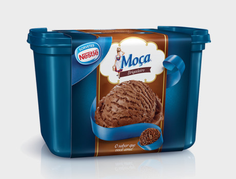 Sorvete Nestlé Brigadeiro pote 1,5l