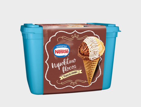 Sorvete Nestlé Napolitano Flocos Tradicional Pote 1,5L